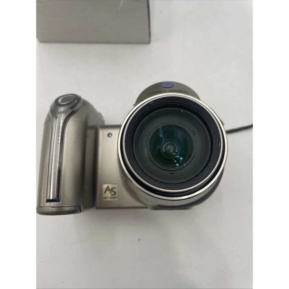 Konica Minolta DiMAGE Z6 6.0MP Digital Camera 12x Zoom+Battery+SD Card-TESTED